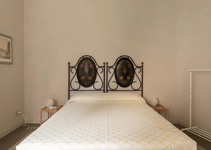 Guesthost - Piazza Bainsizza Elegant Apartament *