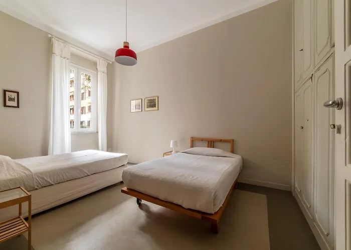 Guesthost - Piazza Bainsizza Elegant Apartament *